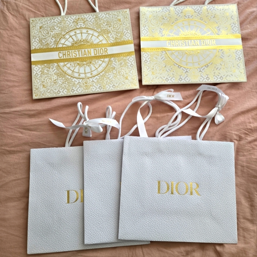 DIOR beauty shopping bag bundle - medium